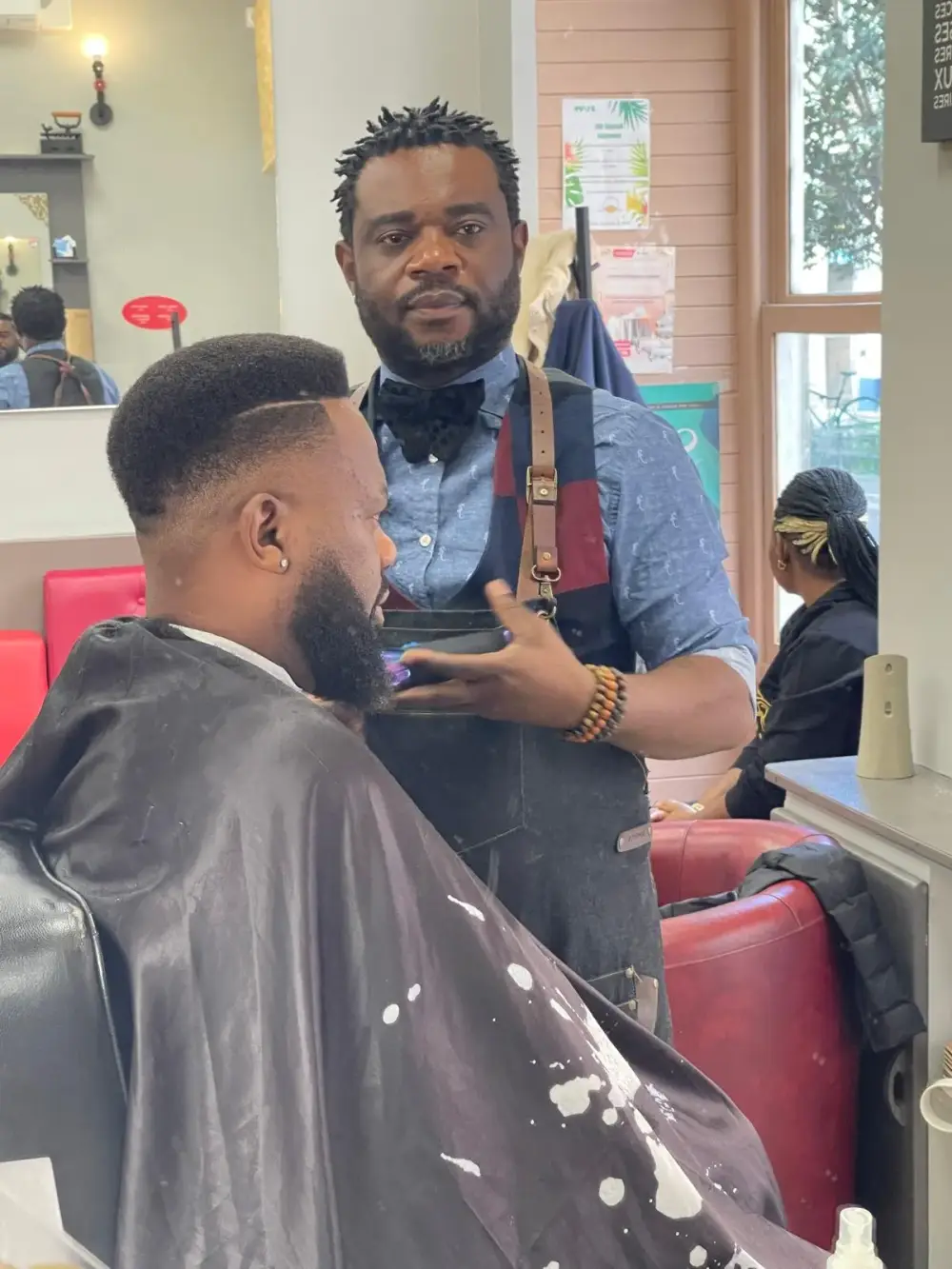 coupe-homme-afro-barber (4)